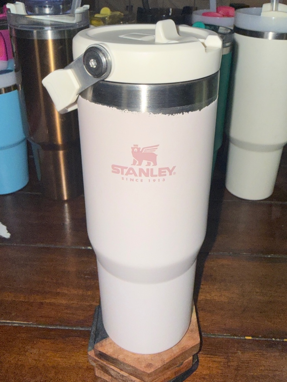 Stanley IceFlow Flip Straw Tumbler 30 oz – Rose Quartz Pink